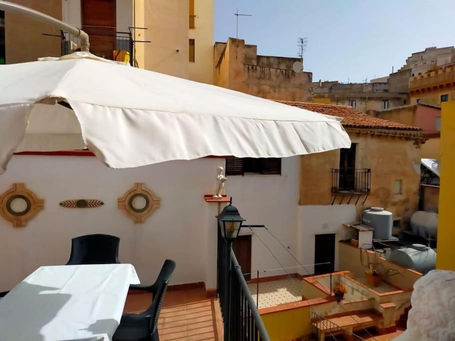 Casa Vacanza "Il Cortiletto" Sciacca Bagian luar foto