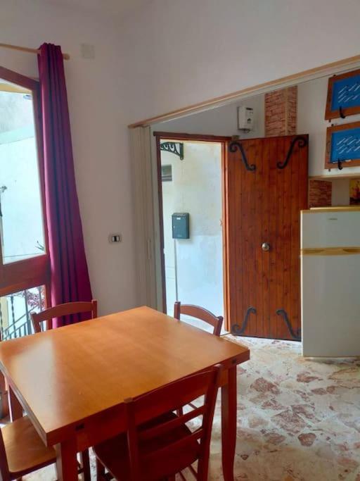 Casa Vacanza "Il Cortiletto" Sciacca Bagian luar foto